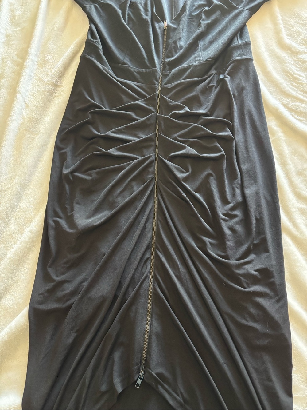 City Chic Black Ruched Zip-Front body con Dress - Picture 6 of 8
